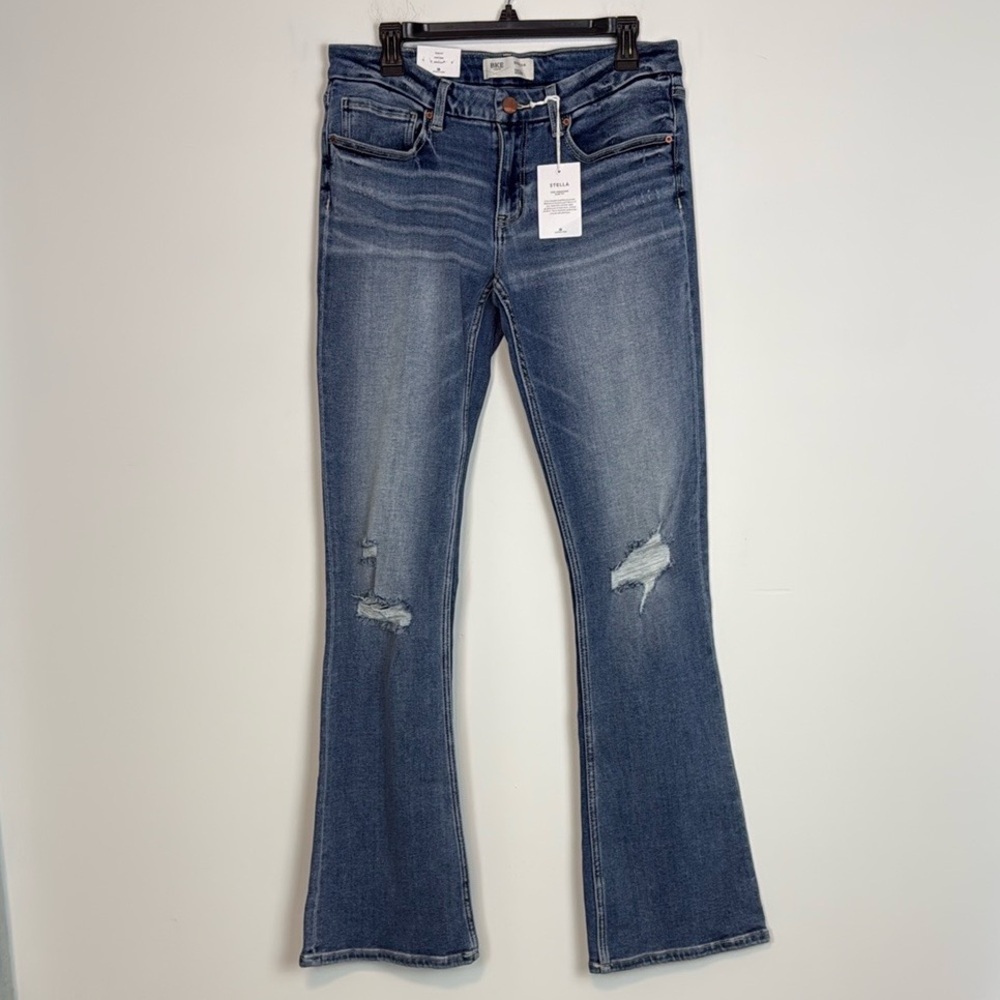 Stylish Blue Distressed Women Jeans